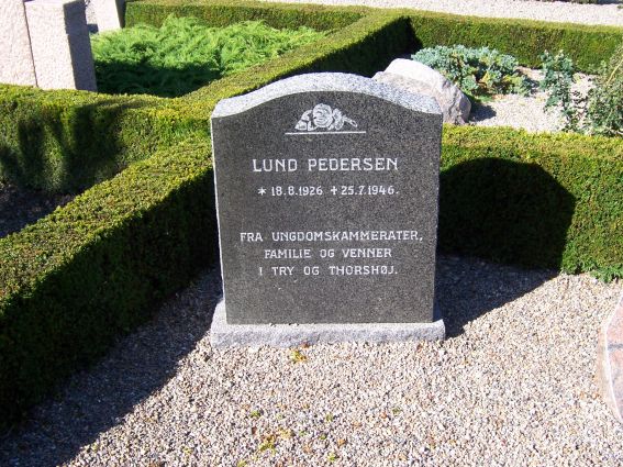 Billede af gravsten på Torslev Kirkegård
